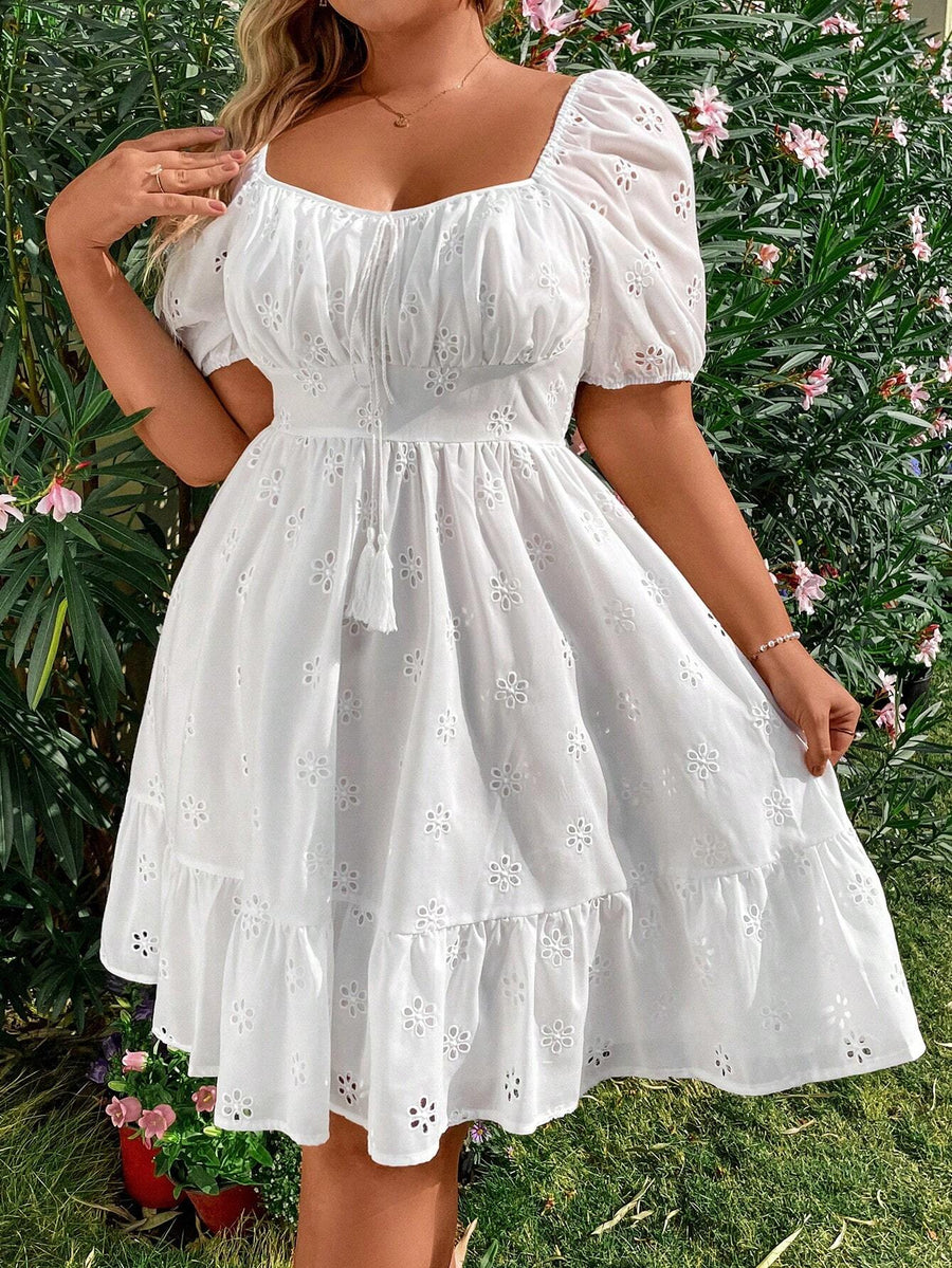 WYWH plus Size Elegant Pleated Chest Cutout Embroidered Dress